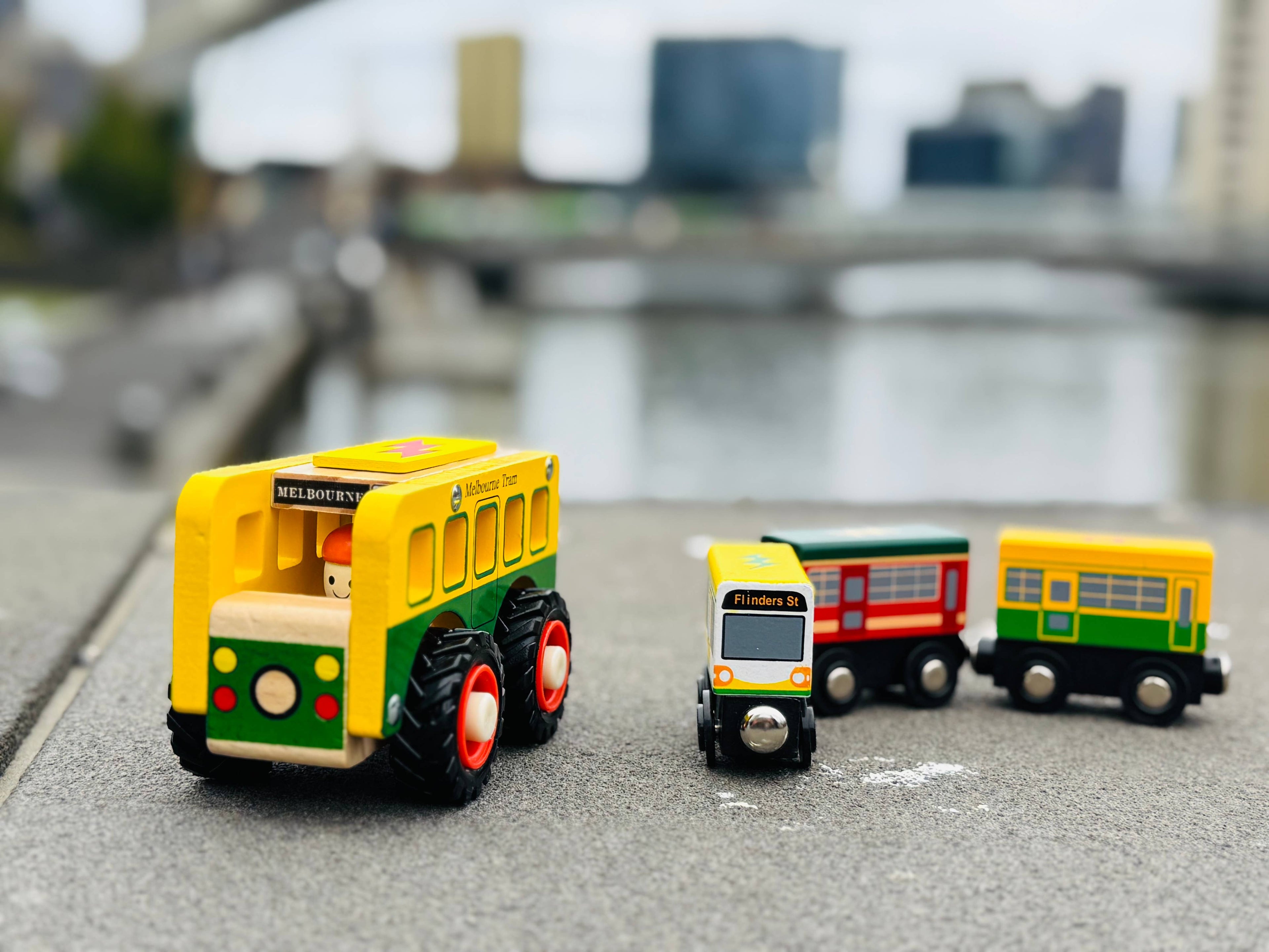 Toyslink - Wooden Melbourne Tram Set